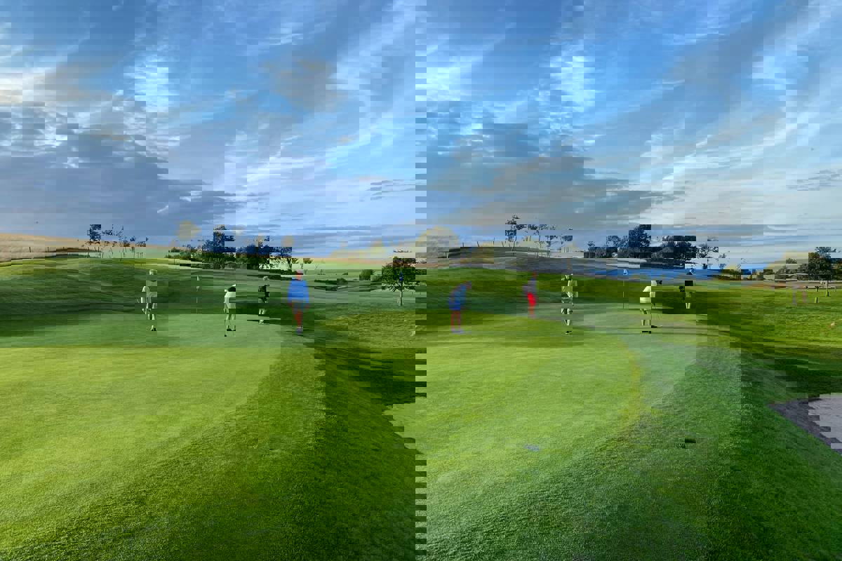 Catharina Short Sundberg B0j3nqyu 8G Unsplash